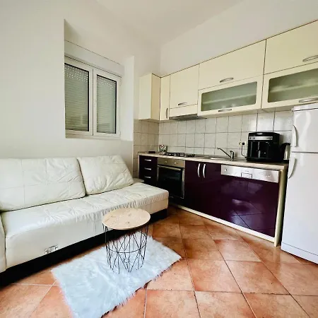 Centralius Old Town Apartment Makarska